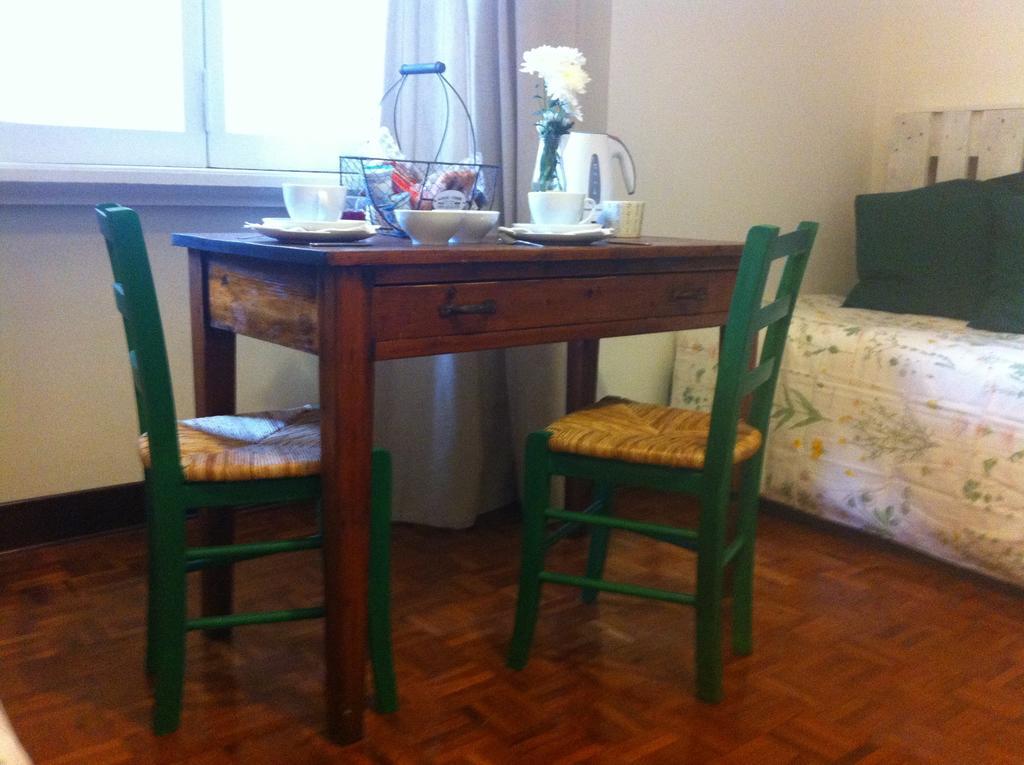 Out Of Time Bed and Breakfast Roma Habitación foto